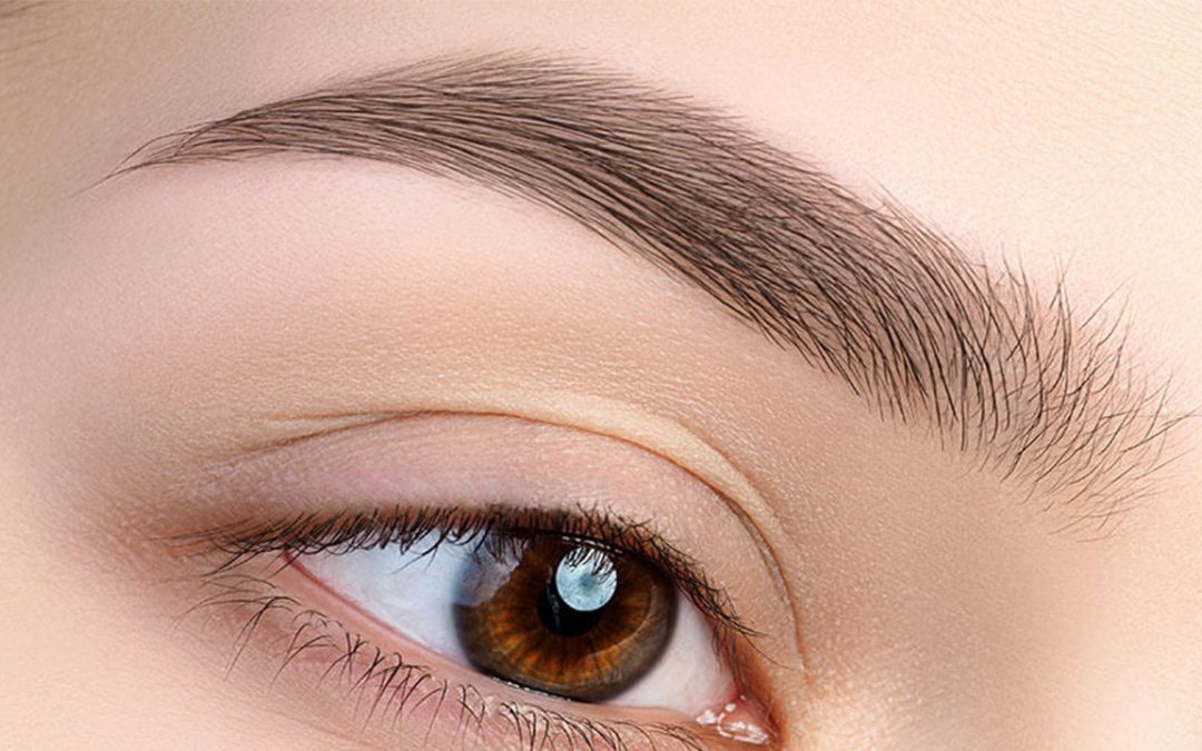 Es conveniente el microblading de cejas en Málaga